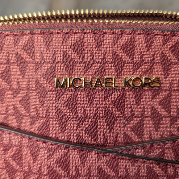 Michael Kors Burgundy Crossbody Bag Monogram Jet Set Adjustable Strap - Picture 6 of 6